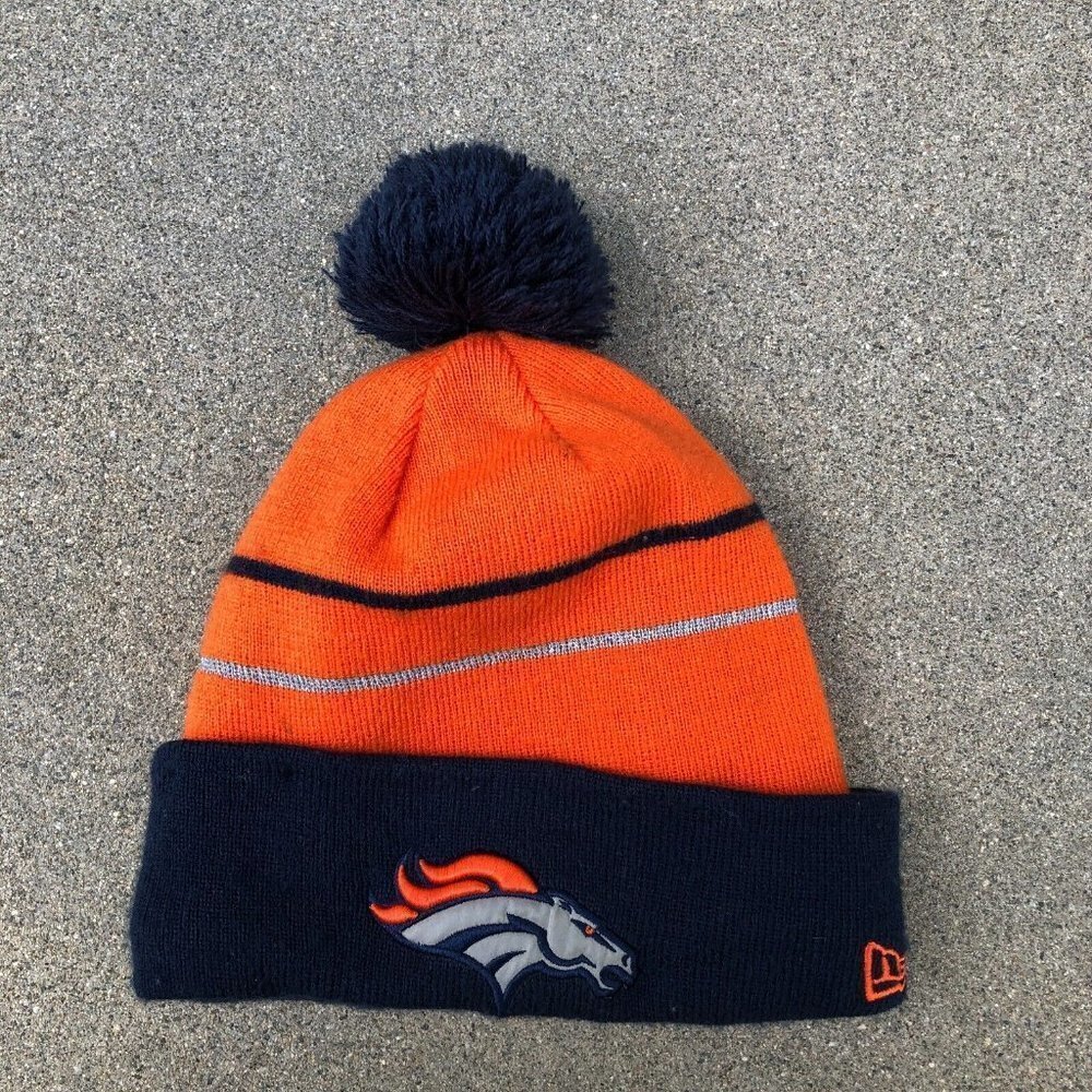 NEW ERA Denver Broncos NFL Pom Beanie Unisex One Size Orange Cuffed Hat Cap‌